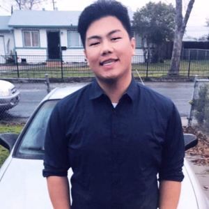 Meet your Posher, Adam